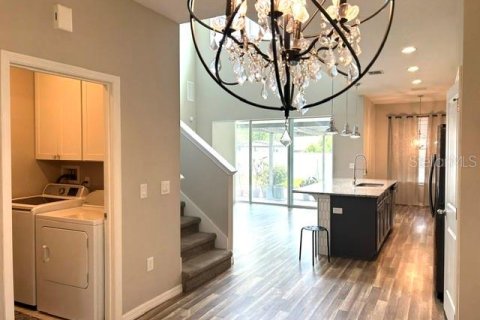 House in Orlando, Florida 3 bedrooms, 176.89 sq.m. № 2094862 - photo 6