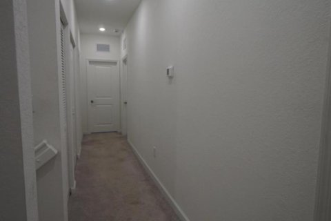 Villa ou maison à louer à Miami, Floride: 4 chambres, 169.08 m2 № 2146577 - photo 21