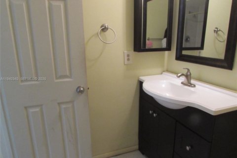 Купить виллу или дом в Плантация, Флорида 3 спальни, 164.44м2, № 1998175 - фото 13