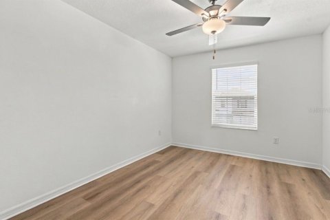 Touwnhouse à louer à San Antonio, Floride: 2 chambres, 143.16 m2 № 2398789 - photo 22