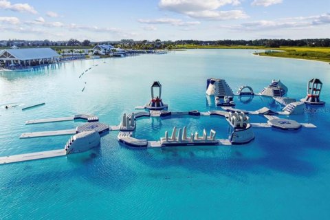 Touwnhouse à louer à San Antonio, Floride: 2 chambres, 143.16 m2 № 2398789 - photo 4