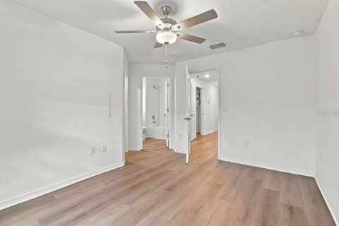 Touwnhouse à louer à San Antonio, Floride: 2 chambres, 143.16 m2 № 2398789 - photo 26