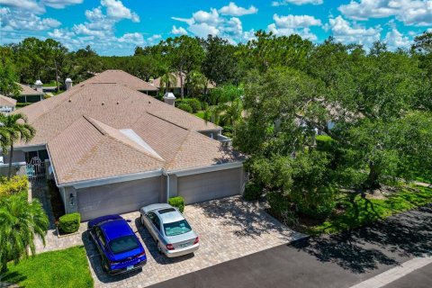 House in Sarasota, Florida 3 bedrooms, 160.16 sq.m. № 1792332 - photo 3
