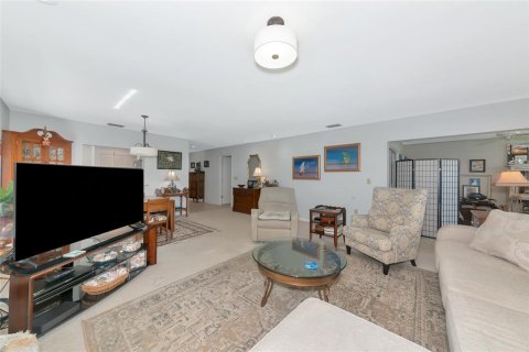 House in Sarasota, Florida 3 bedrooms, 160.16 sq.m. № 1792332 - photo 9