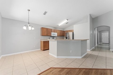 House in Orlando, Florida 4 bedrooms, 170.2 sq.m. № 1838041 - photo 4