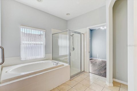 Купить виллу или дом в Ривервью, Флорида 12 комнат, 204.76м2, № 1576177 - фото 26