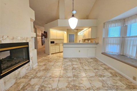 House in Spring Hill, Florida 3 bedrooms, 230.49 sq.m. № 1522832 - photo 14