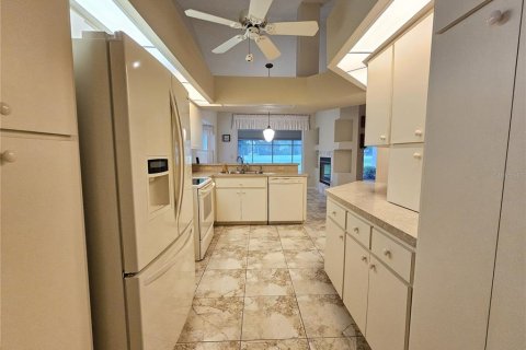 House in Spring Hill, Florida 3 bedrooms, 230.49 sq.m. № 1522832 - photo 16