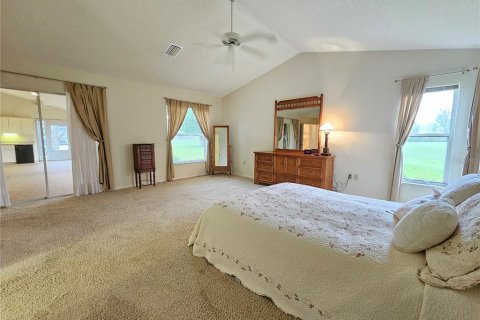 House in Spring Hill, Florida 3 bedrooms, 230.49 sq.m. № 1522832 - photo 19