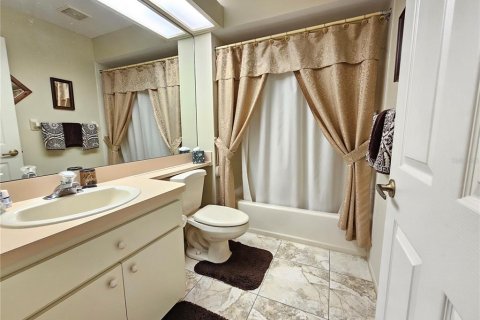 House in Spring Hill, Florida 3 bedrooms, 230.49 sq.m. № 1522832 - photo 24