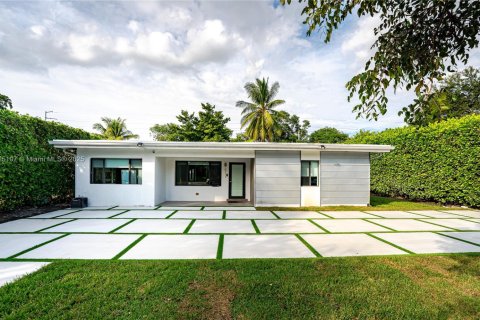 Casa en venta en North Miami, Florida, 4 dormitorios, 154.78 m2 № 1970674 - foto 2