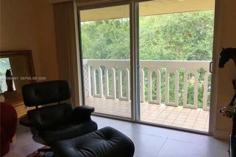 Copropriété à vendre à Coral Gables, Floride: 2 chambres, 114.92 m2 № 2046800 - photo 11
