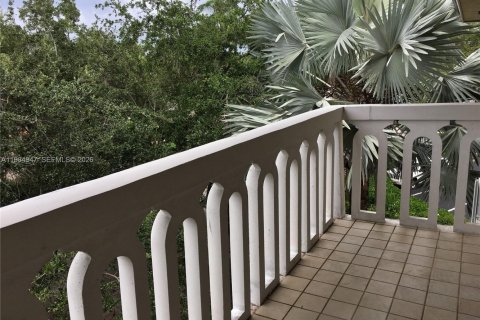 Copropriété à vendre à Coral Gables, Floride: 2 chambres, 114.92 m2 № 2046800 - photo 12
