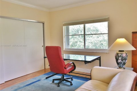 Copropriété à vendre à Coral Gables, Floride: 2 chambres, 114.92 m2 № 2046800 - photo 19