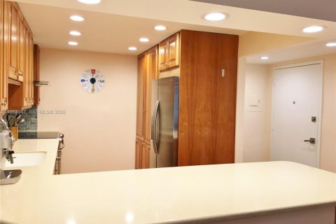 Copropriété à vendre à Coral Gables, Floride: 2 chambres, 114.92 m2 № 2046800 - photo 4