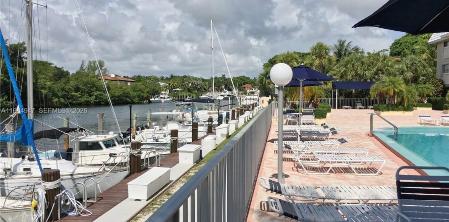 Condo à Coral Gables, Floride, 2 chambres № 2046800