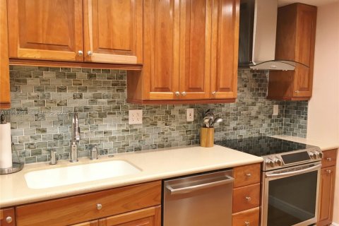 Copropriété à vendre à Coral Gables, Floride: 2 chambres, 114.92 m2 № 2046800 - photo 5