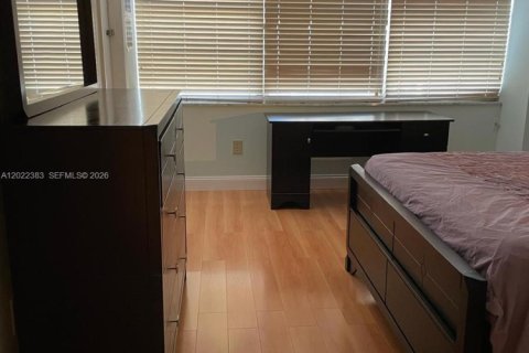 Condo in Aventura, Florida, 3 bedrooms  № 2077903 - photo 23
