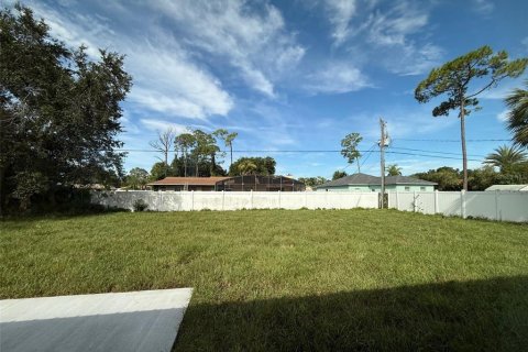 House in Edgewater, Florida 3 bedrooms, 162.21 sq.m. № 1885302 - photo 5