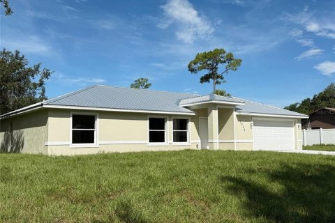 House in Edgewater, Florida 3 bedrooms, 162.21 sq.m. № 1885302 - photo 2
