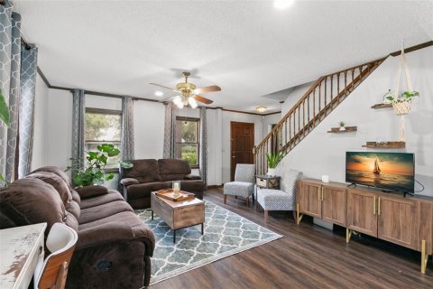 House in Safety Harbor, Florida 3 bedrooms, 197.32 sq.m. № 1916259 - photo 7