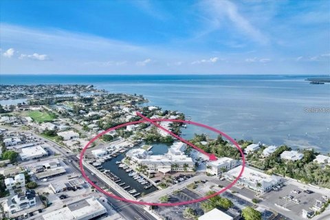 Copropriété à vendre à Holmes Beach, Floride: 2 chambres, 95.04 m2 № 2404773 - photo 2