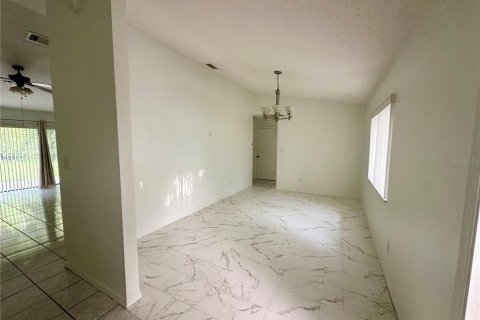 Casa en alquiler en Longwood, Florida, 4 dormitorios, 260.13 m2 № 1919703 - foto 10