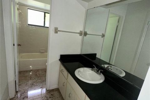 Casa en alquiler en Longwood, Florida, 4 dormitorios, 260.13 m2 № 1919703 - foto 16