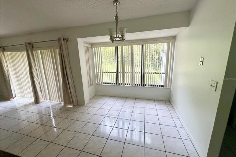 Casa en alquiler en Longwood, Florida, 4 dormitorios, 260.13 m2 № 1919703 - foto 8