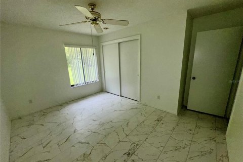 Casa en alquiler en Longwood, Florida, 4 dormitorios, 260.13 m2 № 1919703 - foto 15