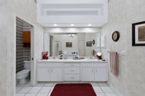 Villa ou maison à vendre à Lakeland, Floride: 3 chambres, 248.42 m2 № 2391140 - photo 21