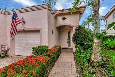 Condominio en venta en Boynton Beach, Florida, 3 dormitorios, 161.28 m2 № 1818126 - foto 1