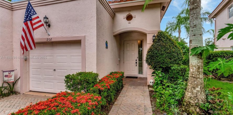 Condominio en Boynton Beach, Florida, 3 dormitorios  № 1818126