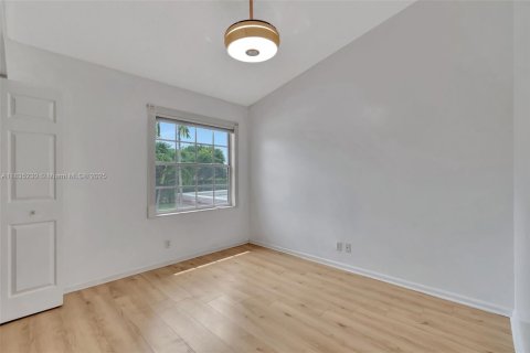 Condominio en venta en Boynton Beach, Florida, 3 dormitorios, 161.28 m2 № 1818126 - foto 17