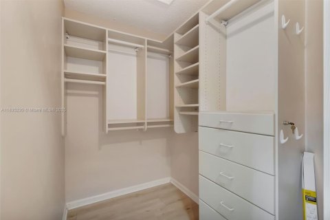 Condominio en venta en Boynton Beach, Florida, 3 dormitorios, 161.28 m2 № 1818126 - foto 11