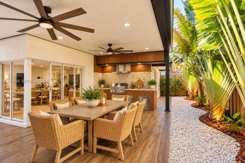 Villa ou maison à vendre à Miami, Floride: 3 chambres, 199.55 m2 № 2431318 - photo 23