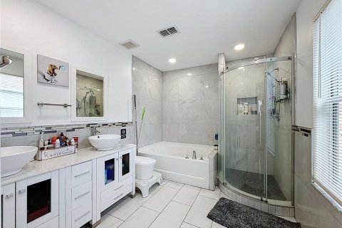 Villa ou maison à vendre à Davenport, Floride: 6 chambres, 320.98 m2 № 2355806 - photo 24