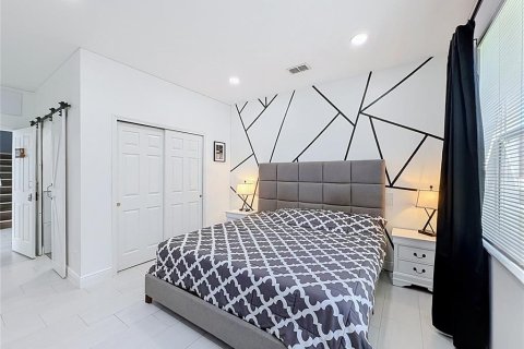 Villa ou maison à vendre à Davenport, Floride: 6 chambres, 320.98 m2 № 2355806 - photo 20