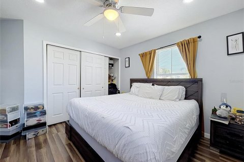 Villa ou maison à vendre à Davenport, Floride: 6 chambres, 320.98 m2 № 2355806 - photo 25