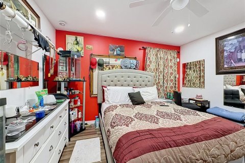 Villa ou maison à vendre à Davenport, Floride: 6 chambres, 320.98 m2 № 2355806 - photo 27
