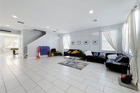 Villa ou maison à vendre à Davenport, Floride: 6 chambres, 320.98 m2 № 2355806 - photo 9