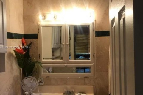 Appartement à louer à Hollywood, Floride: 51.1 m2 № 2056797 - photo 10