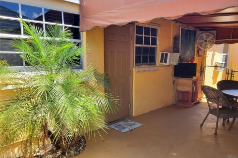 Appartement à louer à Hollywood, Floride: 51.1 m2 № 2056797 - photo 23