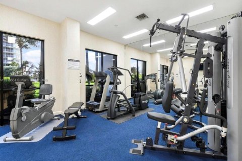 Снять в аренду кондоминиум в Сент-Луси, Флорида 2 спальни, 121.42м2, № 2082385 - фото 30