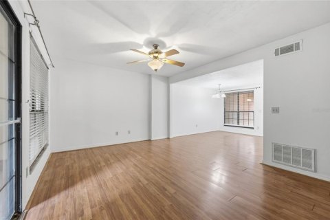 Adosado en venta en Gainesville, Florida, 3 dormitorios, 127.28 m2 № 2157916 - foto 6