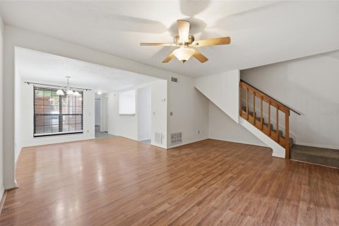 Adosado en venta en Gainesville, Florida, 3 dormitorios, 127.28 m2 № 2157916 - foto 4