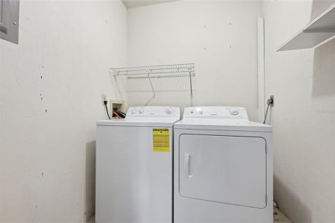 Adosado en venta en Gainesville, Florida, 3 dormitorios, 127.28 m2 № 2157916 - foto 19