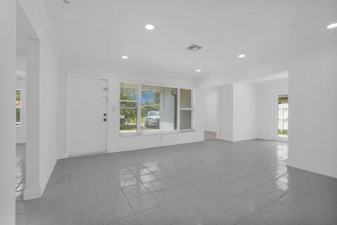 Villa ou maison à louer à Hollywood, Floride: 3 chambres, 120.03 m2 № 2192849 - photo 6