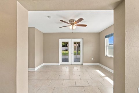 Villa ou maison à vendre à Seminole, Floride: 3 chambres, 146.51 m2 № 2406662 - photo 14
