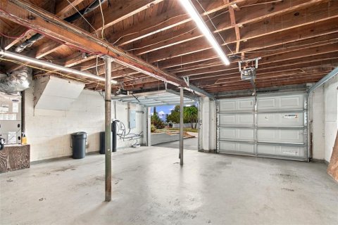 Villa ou maison à vendre à Seminole, Floride: 3 chambres, 146.51 m2 № 2406662 - photo 29